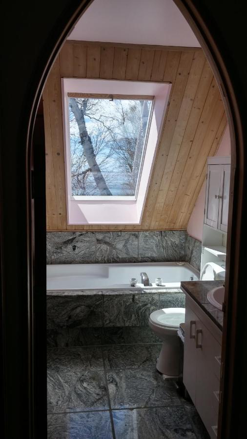 Villa La Nef Bleu à Tadoussac Extérieur photo