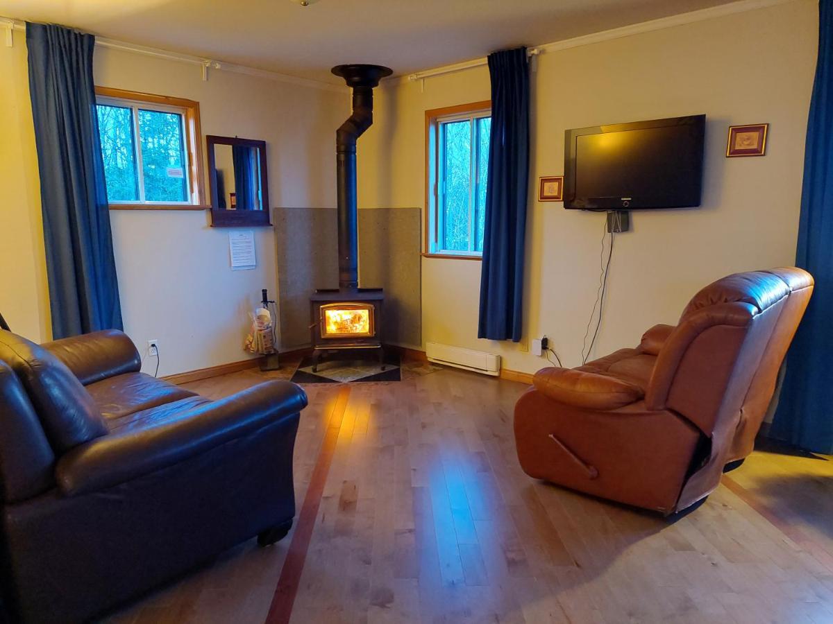 Villa La Nef Bleu à Tadoussac Extérieur photo