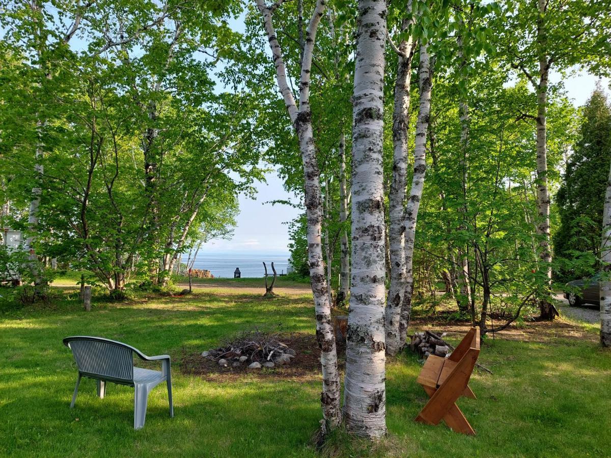 Villa La Nef Bleu à Tadoussac Extérieur photo