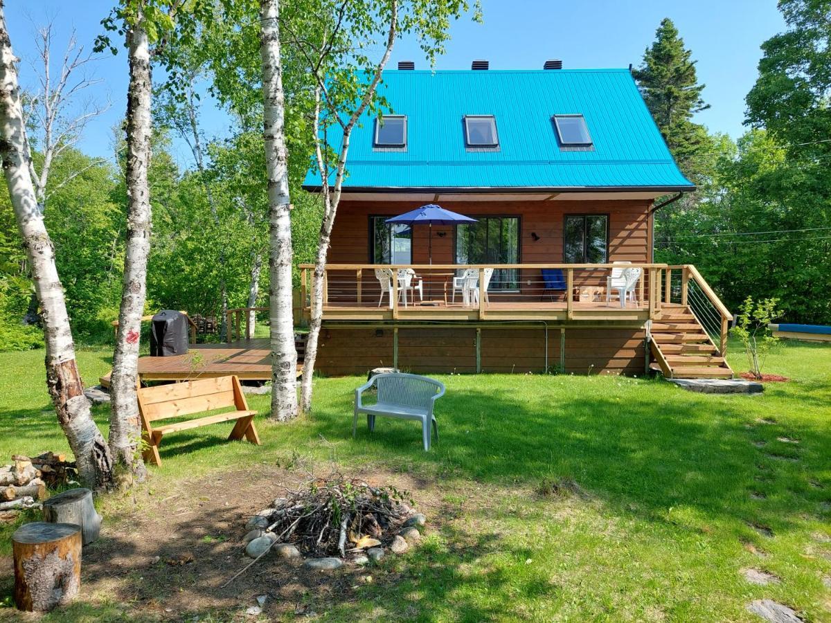 Villa La Nef Bleu à Tadoussac Extérieur photo